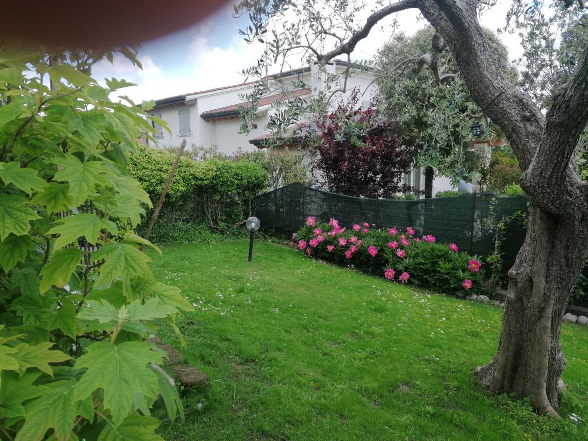 Casa Laghetto Villa Castellaro  Kültér fotó